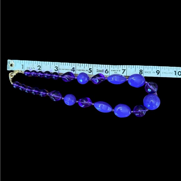 Vintage Liz Claiborne Purple Beaded Necklace - Picture 3 of 4